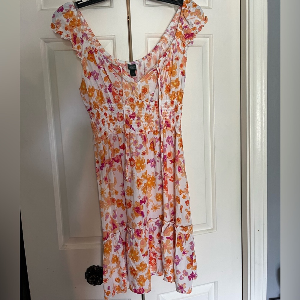 Fun Summery dress with Orange and Pink floral design!